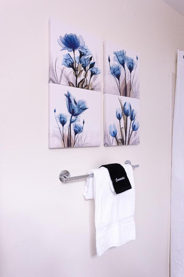 Frontdesk I River Place Apts Rivertown Detroit Διαμέρισμα Δωμάτιο φωτογραφία