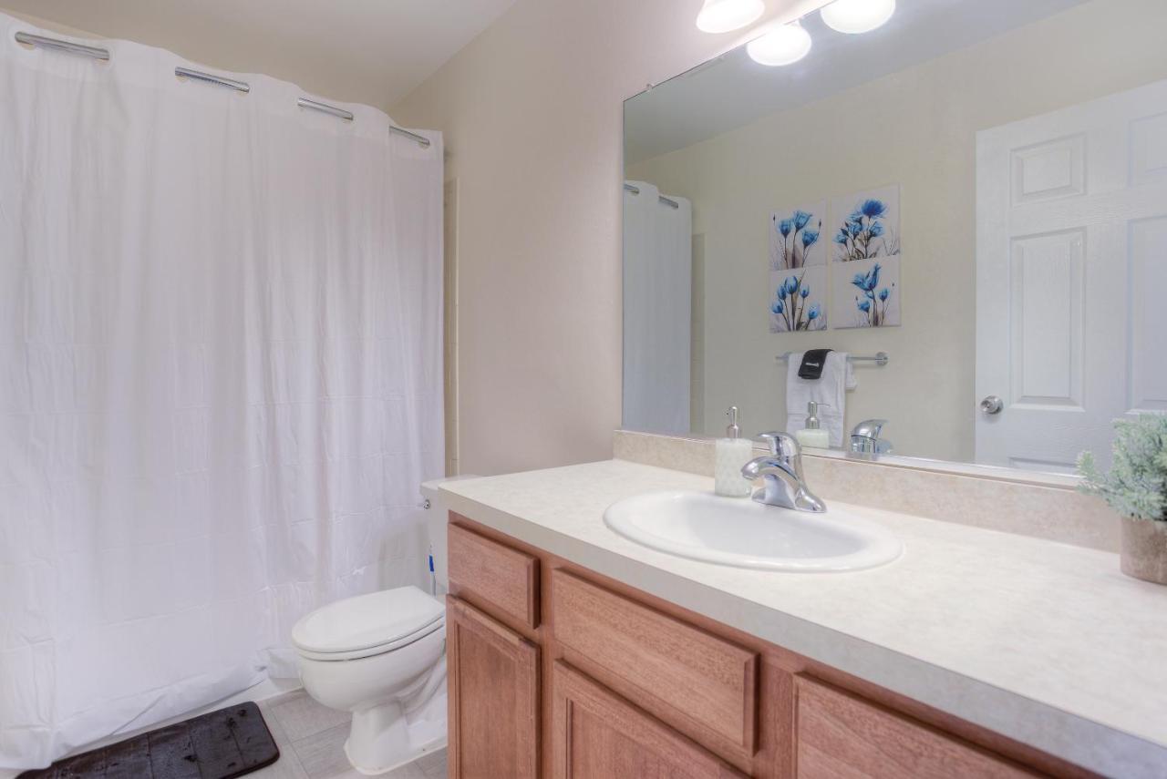 Frontdesk I River Place Apts Rivertown Detroit Διαμέρισμα Δωμάτιο φωτογραφία